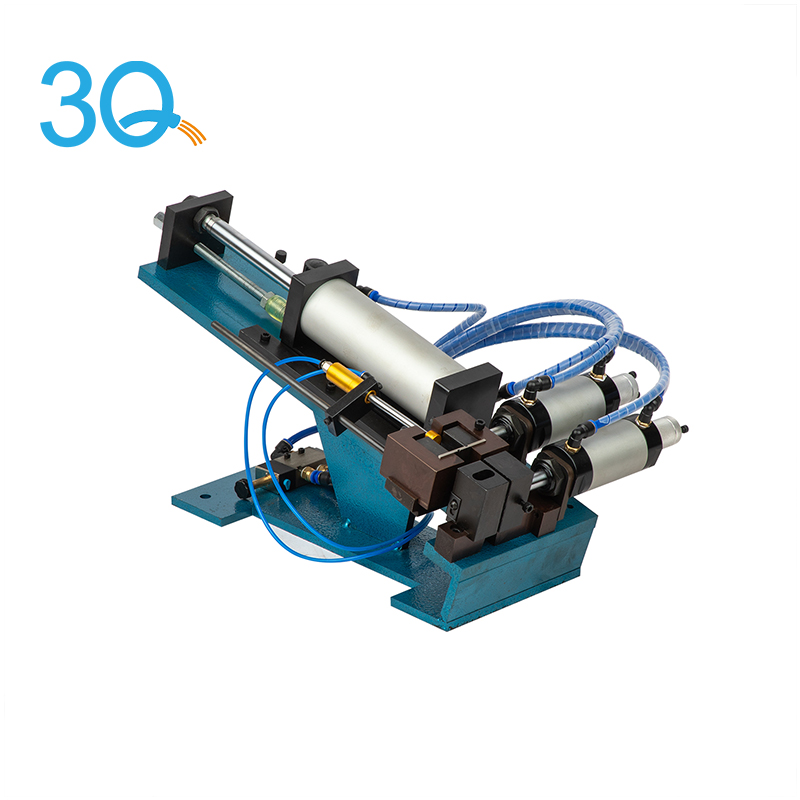 Machine à dénuder pneumatique semi-automatique